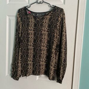 Blouse never worn new with tags